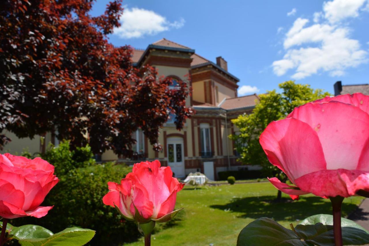 Hôtel La Roselière à Carentan Extérieur photo