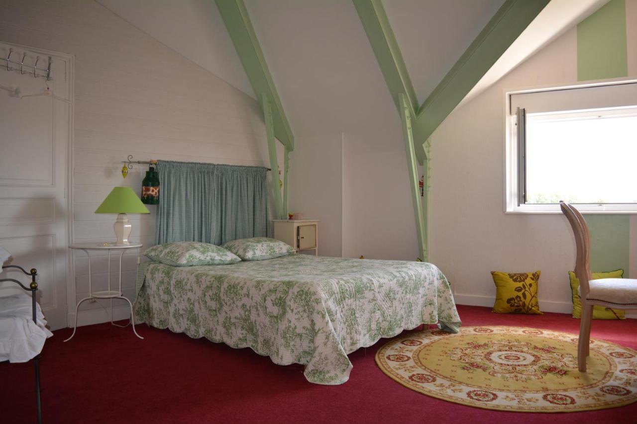 Hôtel La Roselière à Carentan Extérieur photo